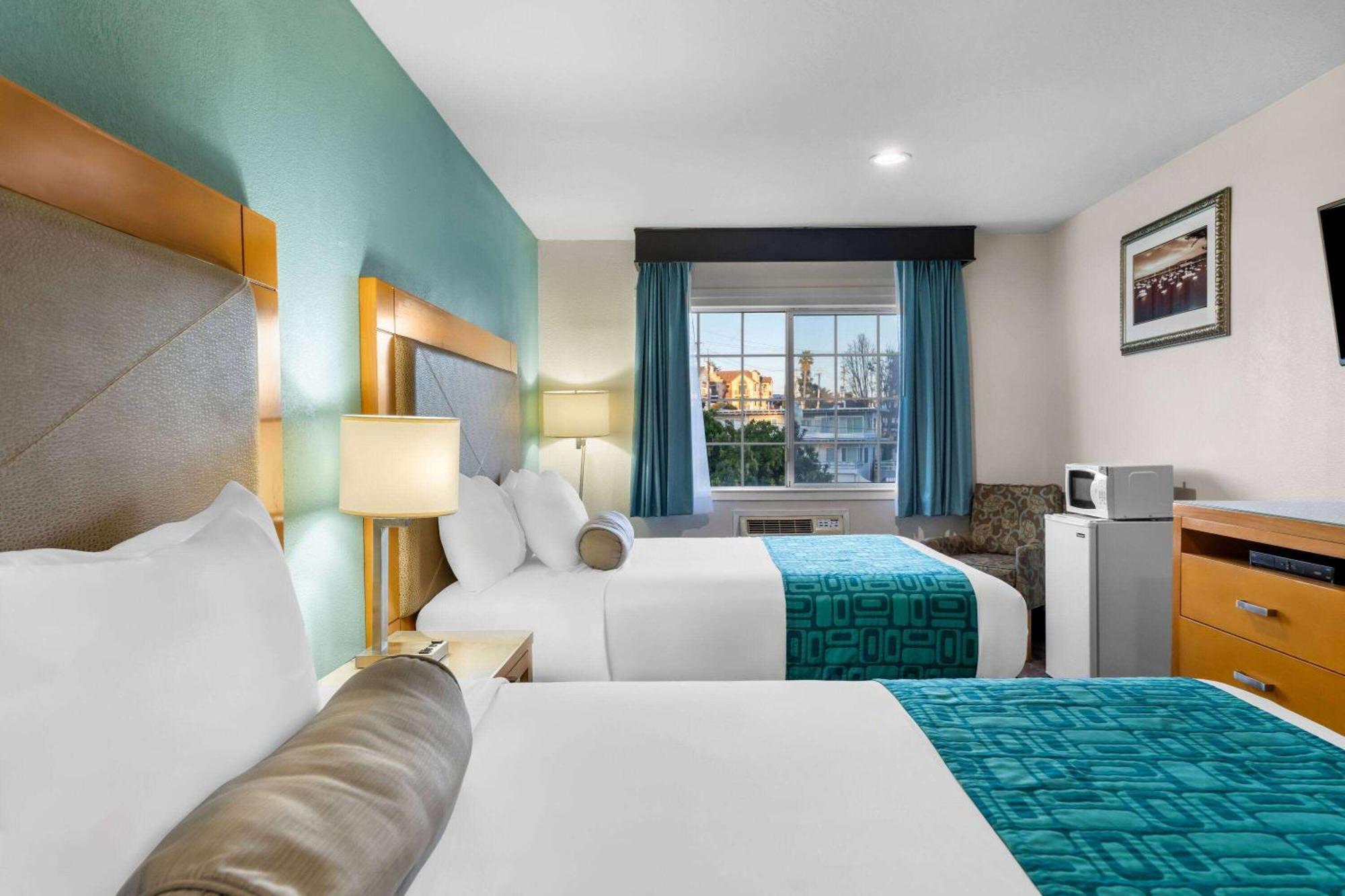 Howard Johnson By Wyndham Santa Cruz Beach Boardwalk Kültér fotó